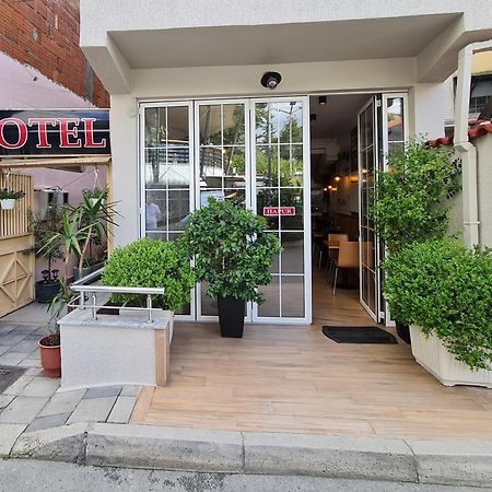 Hotel Studenti Tirana Exterior foto