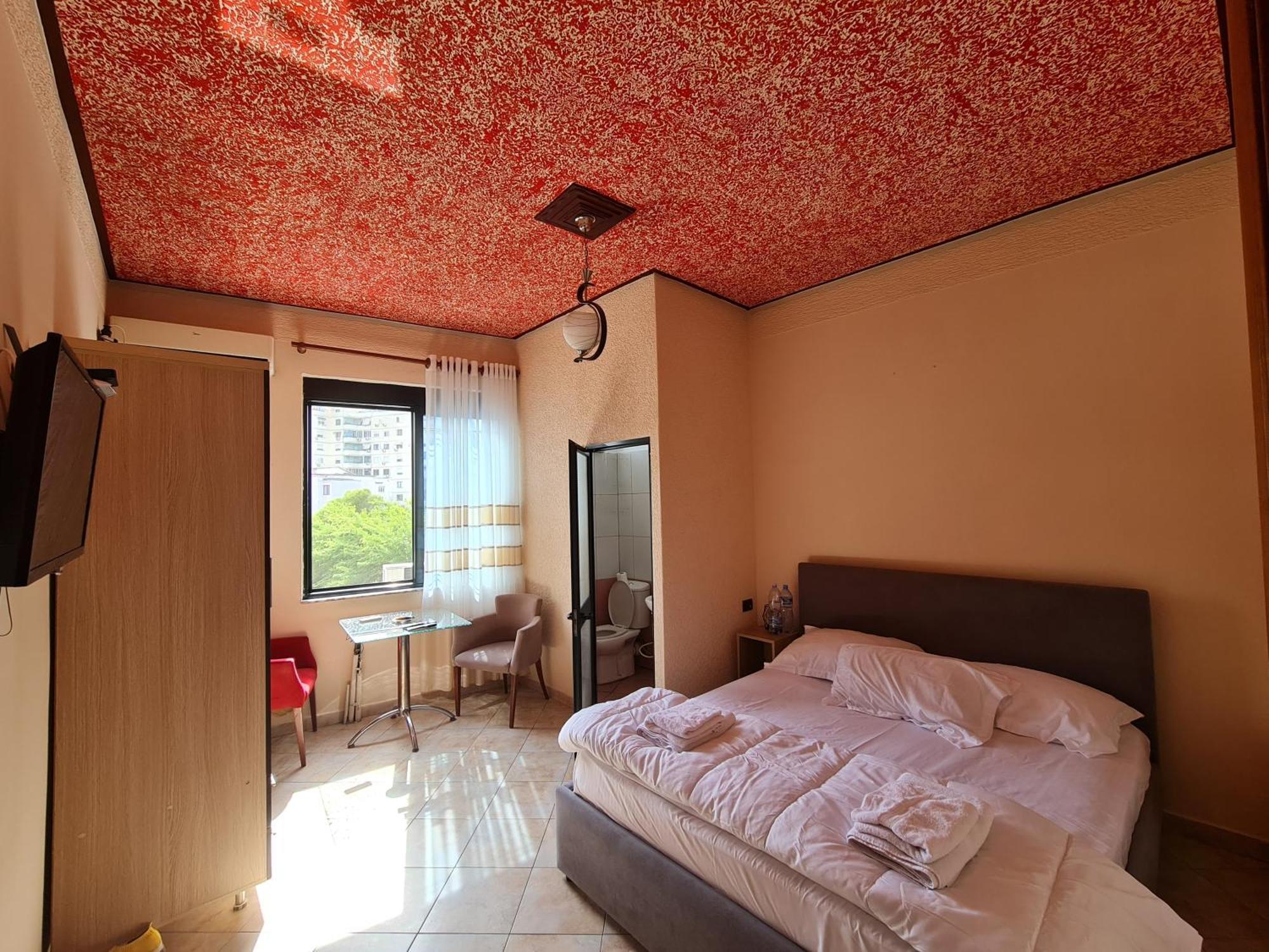 Hotel Studenti Tirana Exterior foto